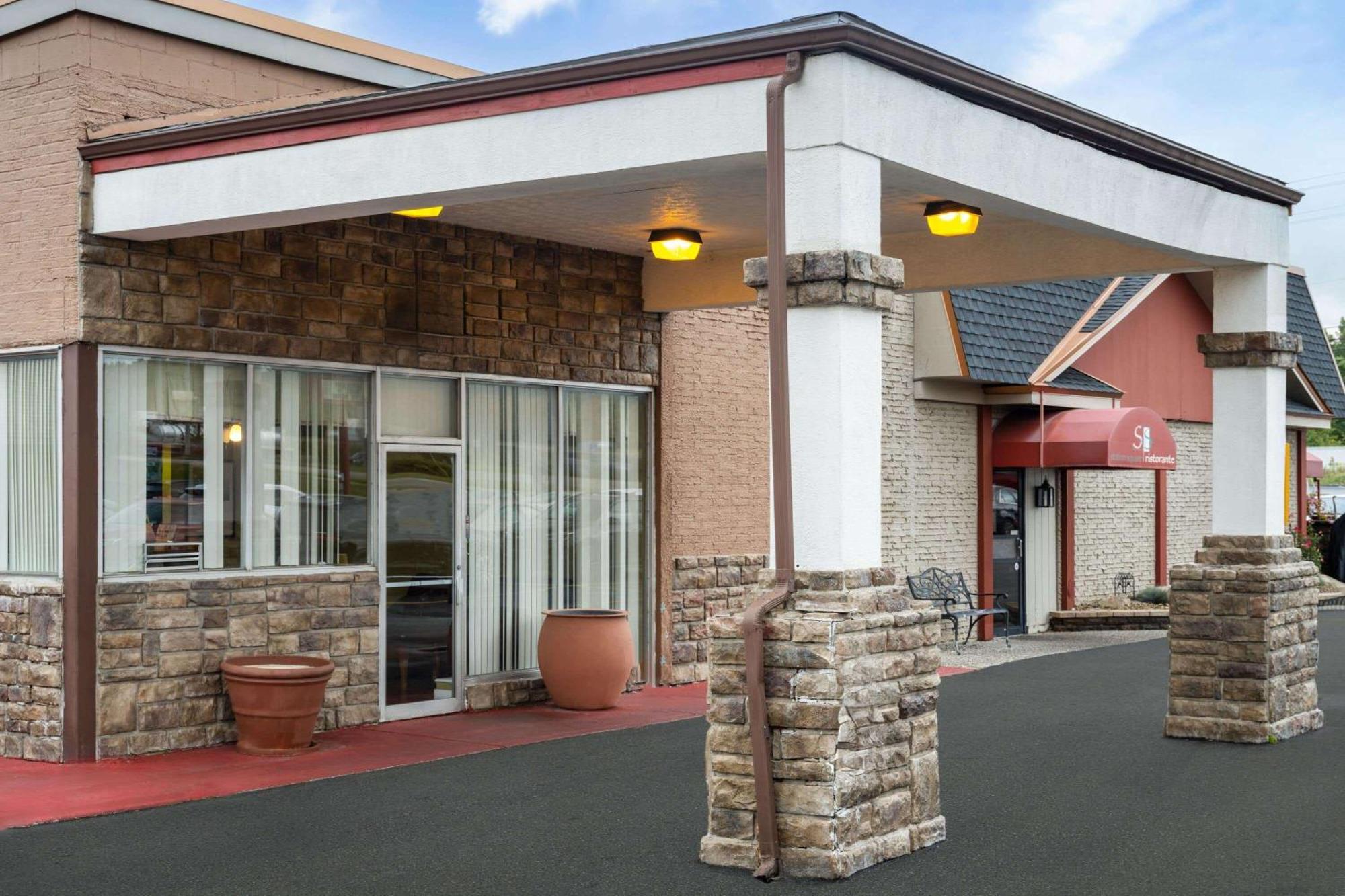 Super 8 By Wyndham Youngstown Girard エクステリア 写真
